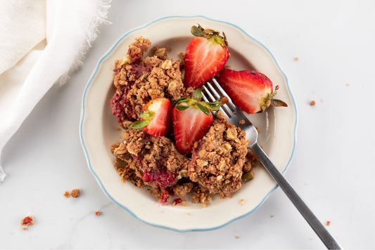 Crumbly Raspberry Bake