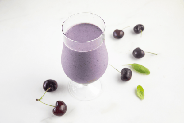 Tulia | Recipes: Chocolate, Cherry and Chia Smoothie